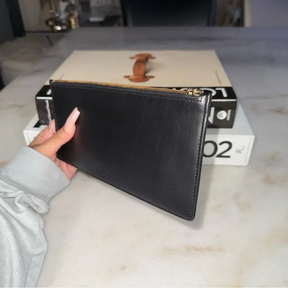 Coach Black Leather Zip Pouch Clutch Minimalist Wristlet - Picture 3 of 9